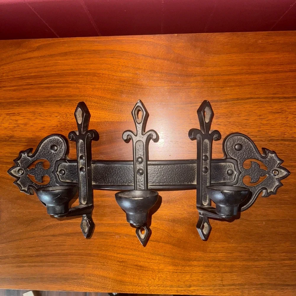 Gothic Medieval Homco Wall Candle Sconce Holder Black Cast Metal Fleur De Lis